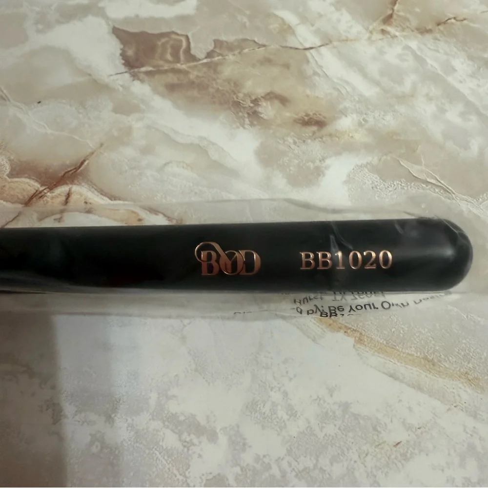 BYOD‎ (Be Your Own Desire) BB1020 makeup brush